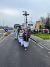 I bambini del catechismo in processione per la pace nel mondo
