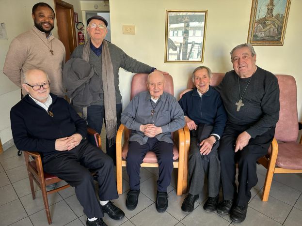 Delegazione diocesana a Genova per festeggiare i 90 anni di don Agazzi